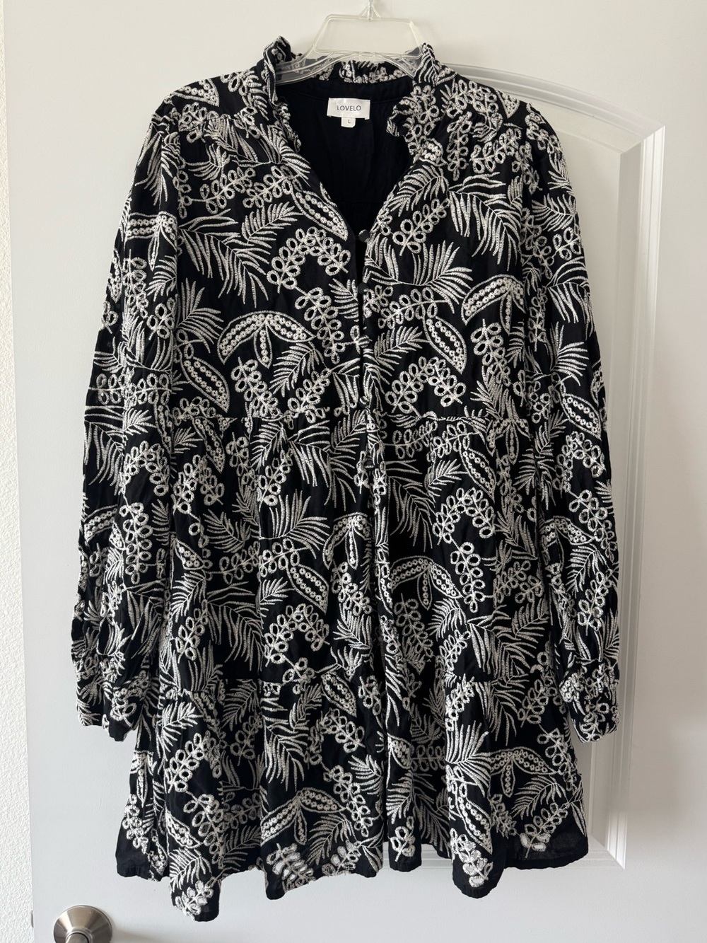 LOVELO (Size L) Black & White Floral Embroidery 100% Cotton Dress